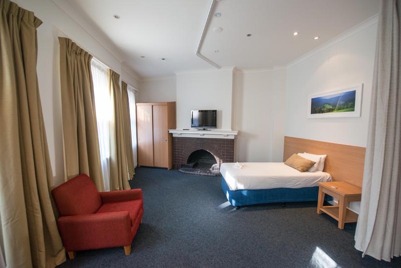 Not exactly the type of hospital room I'm accustomed with...